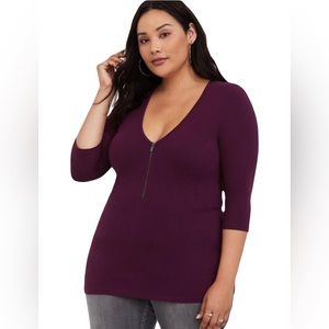 NWT Torrid Foxy V-Neck Zip-Front Tee Purple 3/4 Sleeve Top Blouse Size 5 Stretch